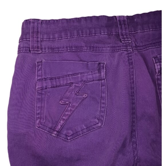 Tripp NYC Juniors Size 11 Capri Jeans Cut Off Purple Skull Stud Zipper - Picture 10 of 13
